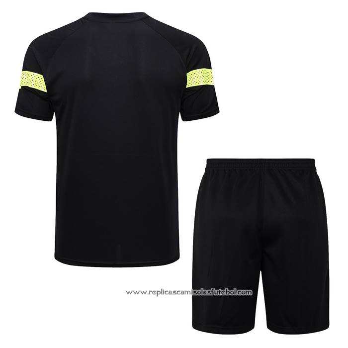 Fato de Treino
 Manchester City 2022-2023 Manga Curta
 Preto
 - Calcas Curta
